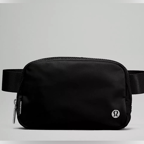 lululemon athletica Handbags - Lululemon Everywhere Belt Bag 1L water repellent NWT